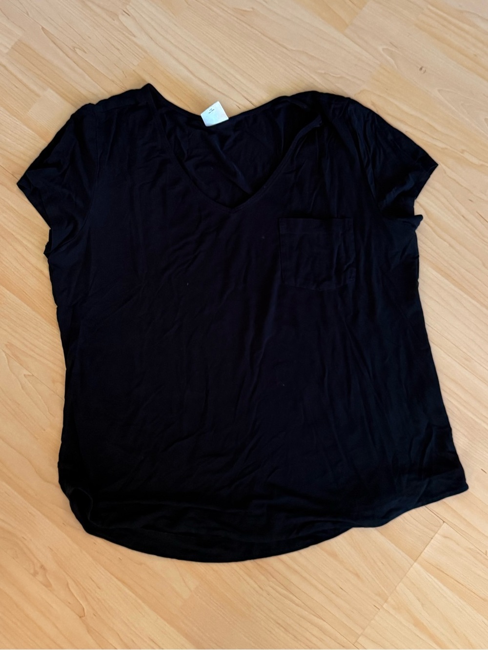 Soma Black V-Neck Short Sleeve Pocket Tee